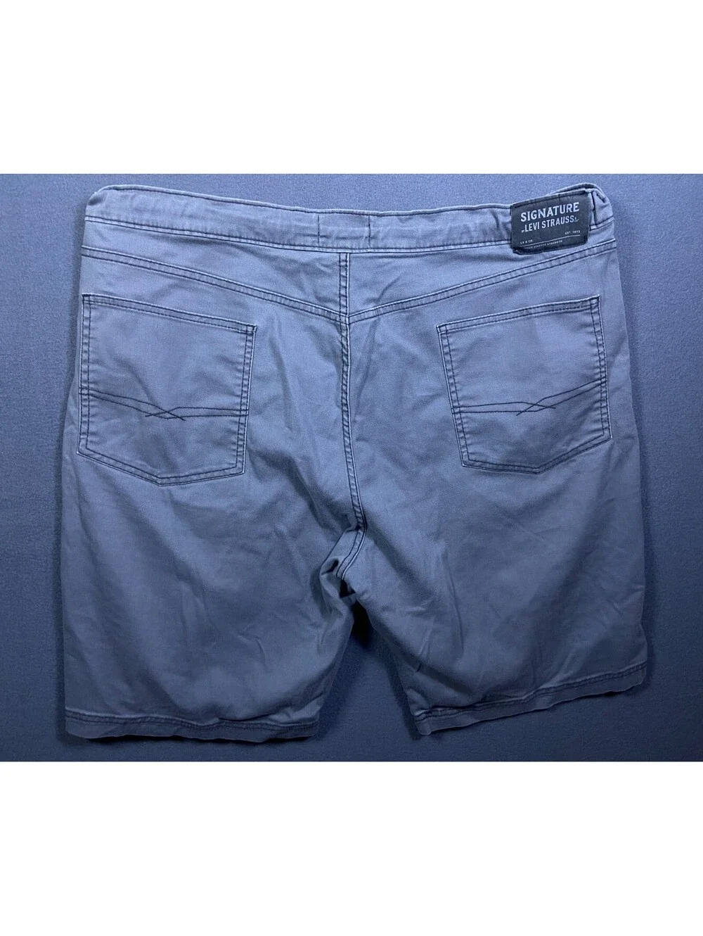 Signature by Levi Strauss & Co. Shorts Men's Size 42 10